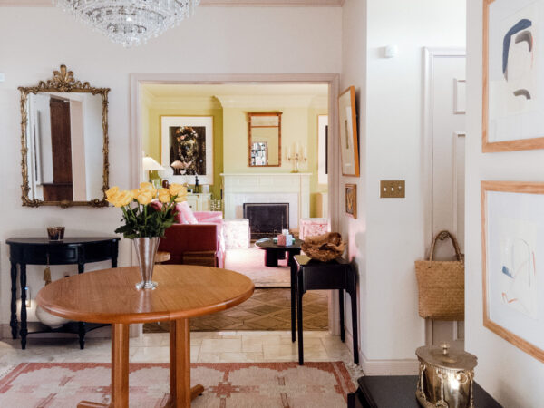 Easy methods to Be Courageous With Colour and Sample in Your Dwelling | Wit & Delight