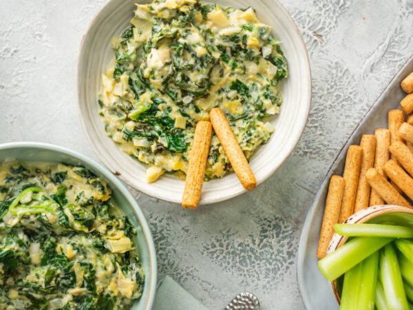 Sluggish Cooker Spinach Artichoke Dip with Kale