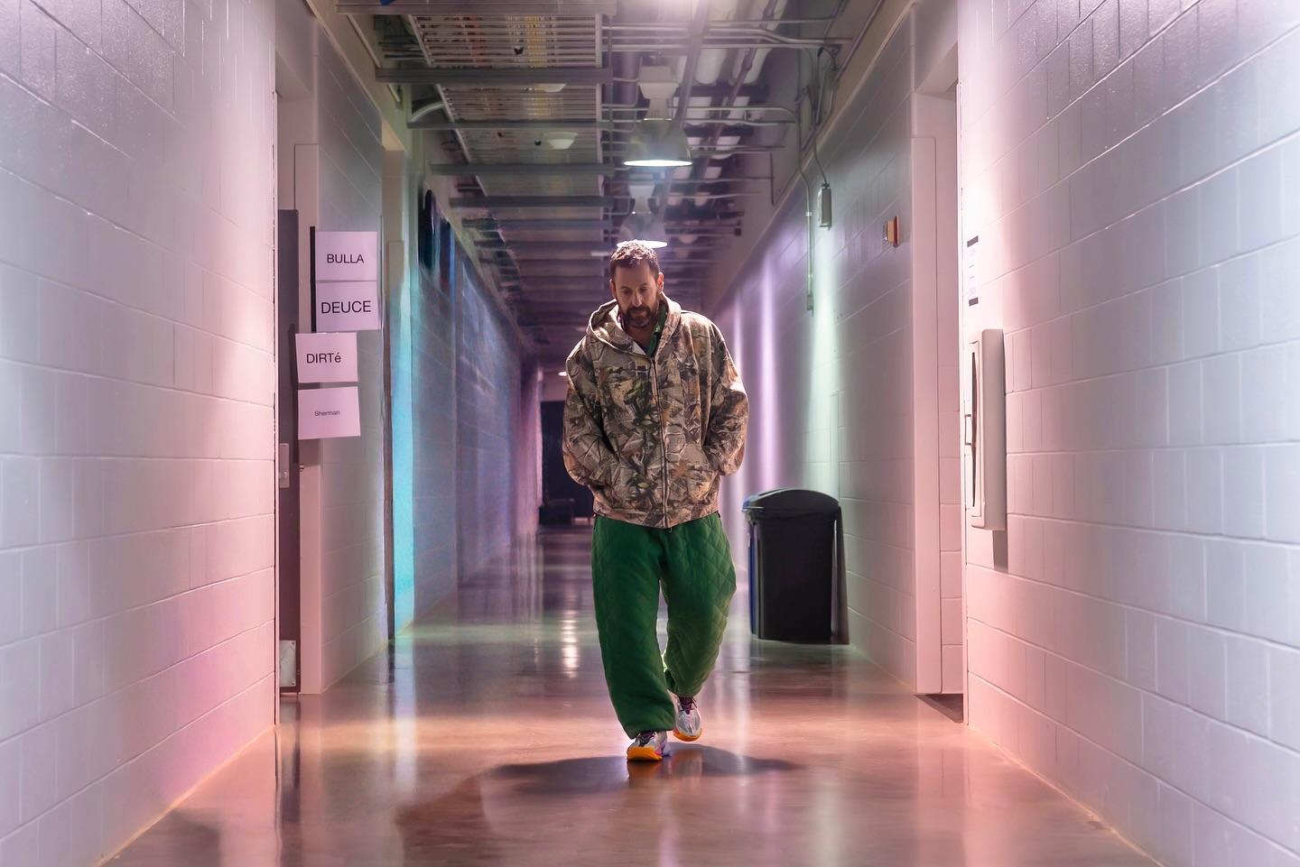 Adam Sandler Delights Omaha Crowd With Hilarious Tuesday Evening Efficiency