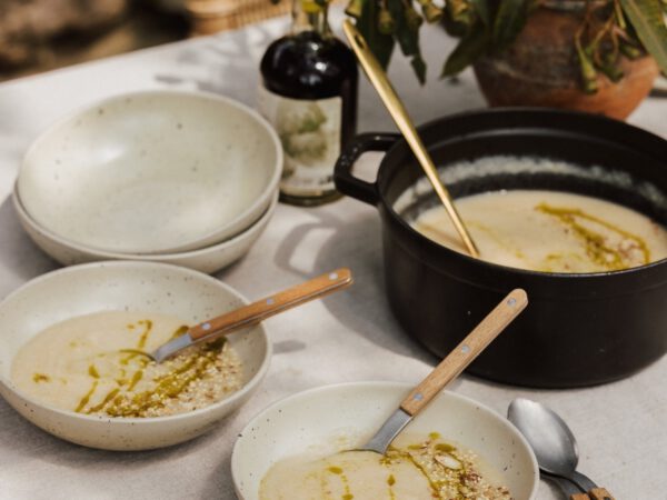 The best way to Host a Soup Get together (And 12 Recipes to You Can Carry)