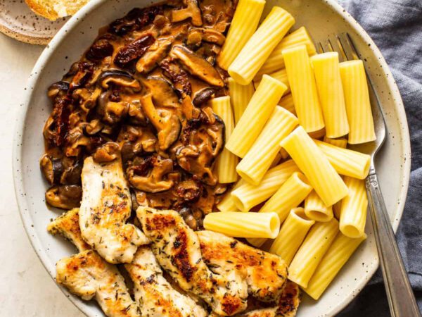 Creamy Hen Mushroom Pasta Recipe