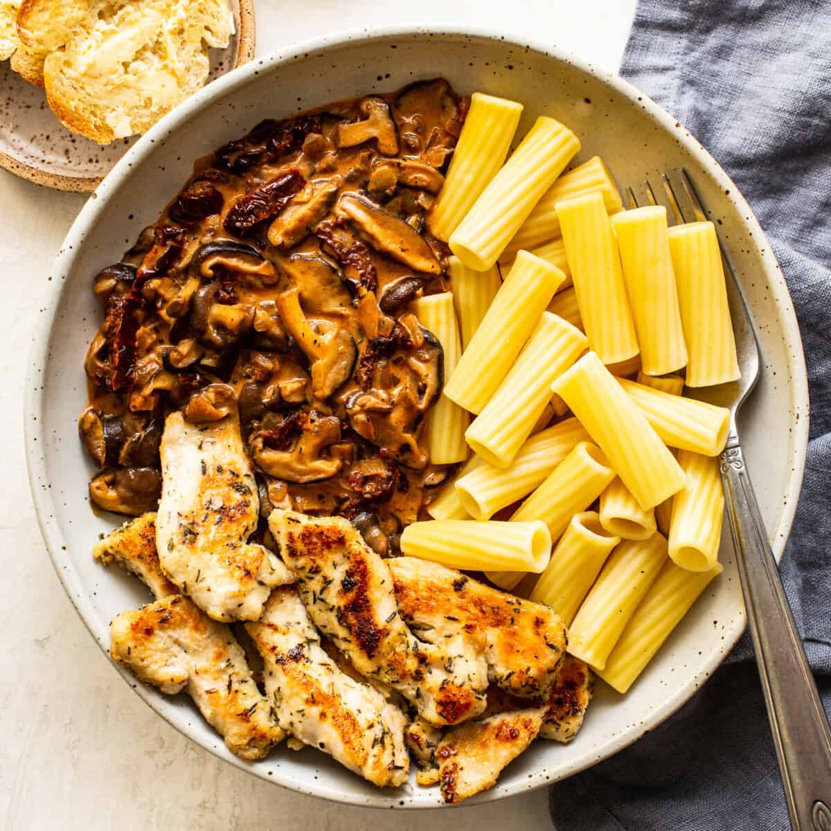 Creamy Hen Mushroom Pasta Recipe