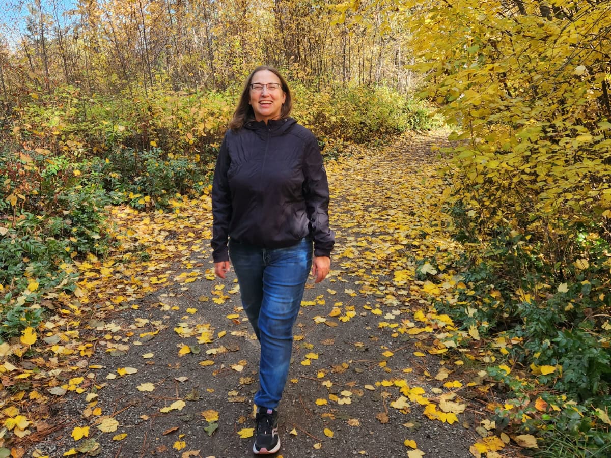 From Kelowna Hike to Fall Treats: Kuhl Actual Life Put on Check