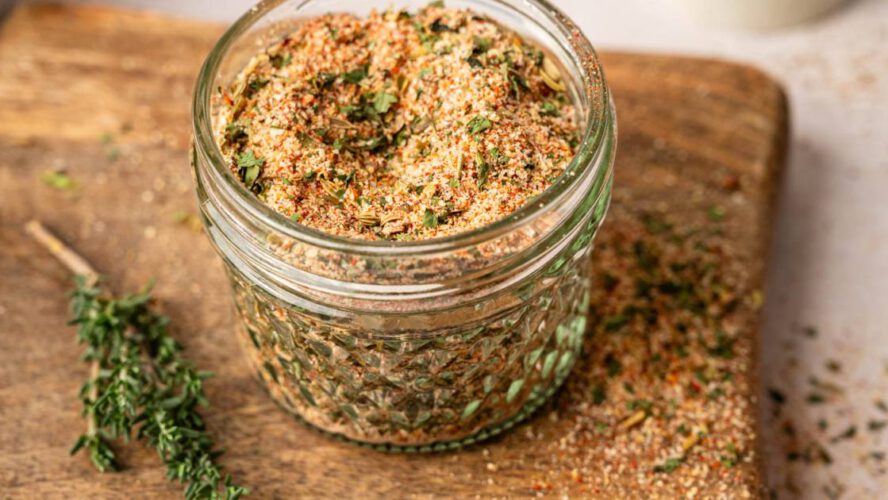 Selfmade Italian Sausage Seasoning {5 Minutes & Versatile}