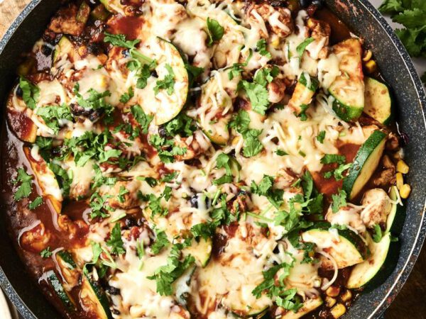 One Pot Mexican Rooster and Zucchini {30-Minute Meal}