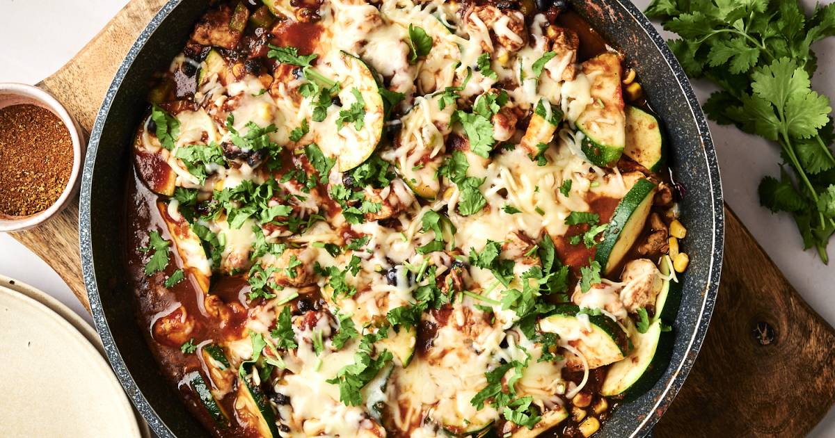 One Pot Mexican Rooster and Zucchini {30-Minute Meal}