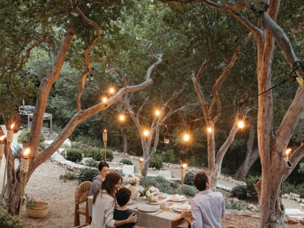 4 Dinnertime Rituals to Carry Connection Into Your Evenings