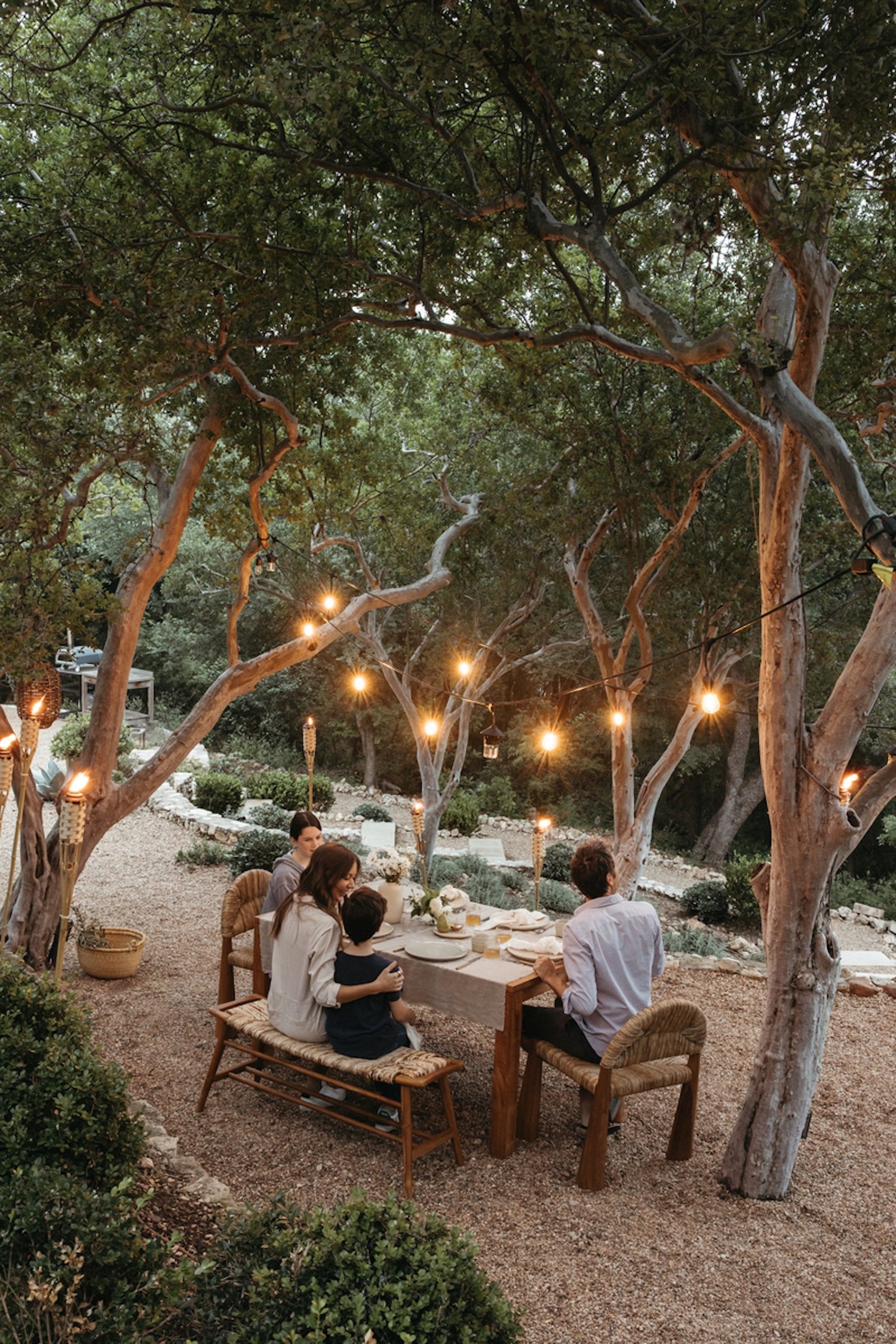 4 Dinnertime Rituals to Carry Connection Into Your Evenings