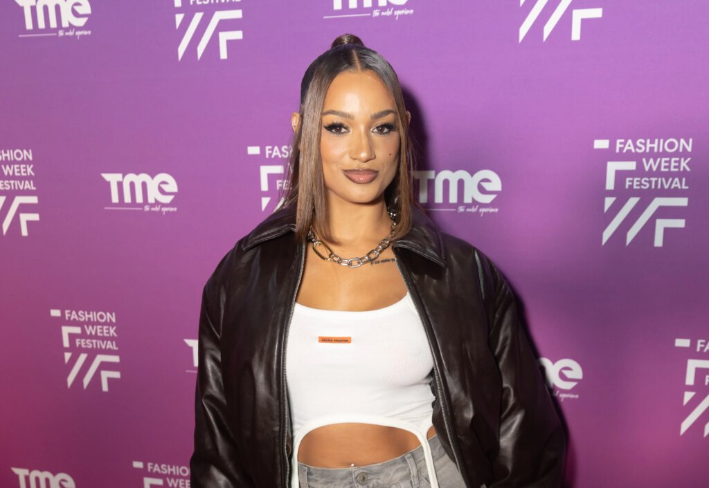 DaniLeigh's Daughter Velour Takes Over The TL With Sweet Holiday Show Performance