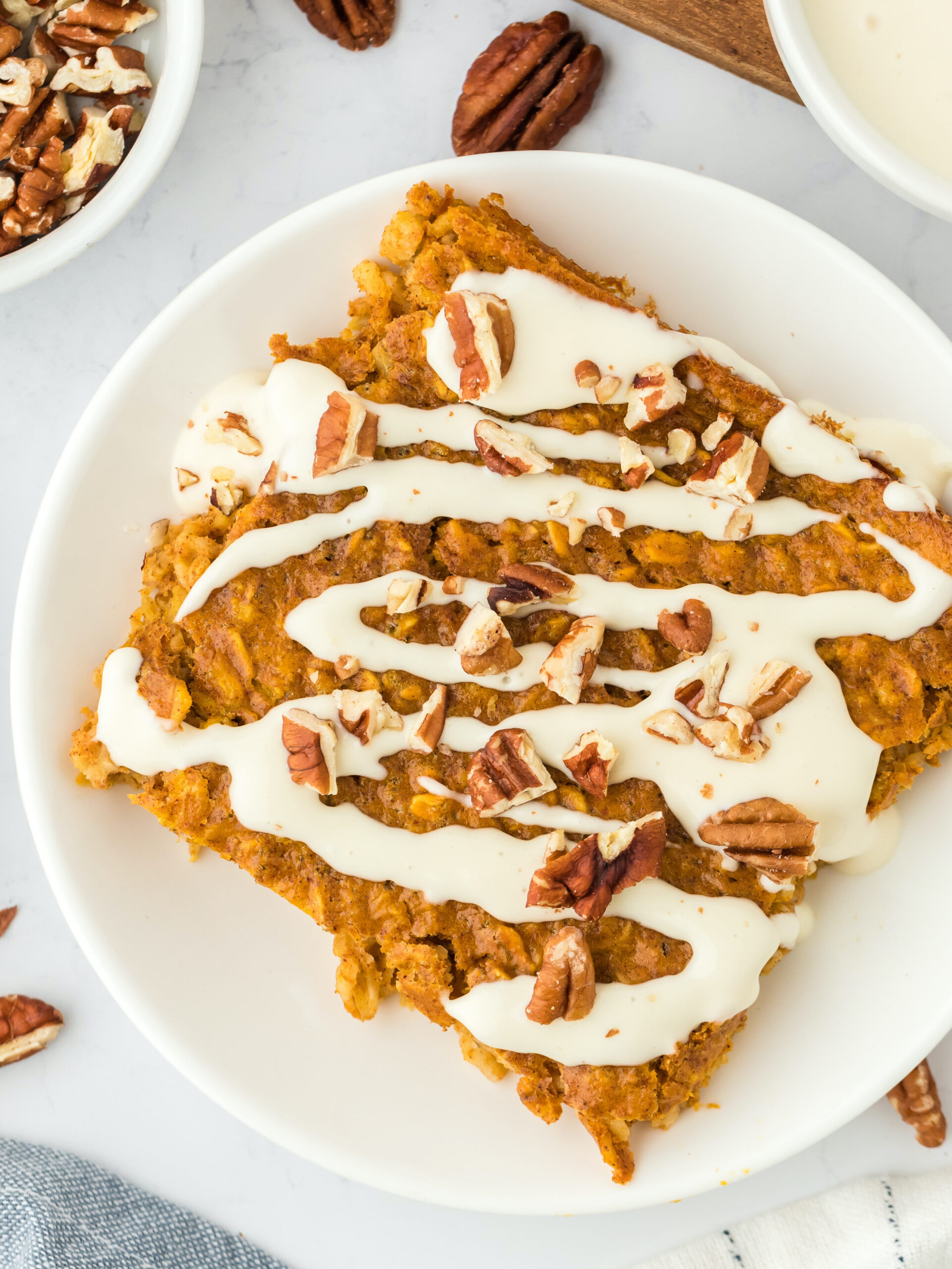 5 Wholesome & Simple Baked Oatmeal Recipes (Banana Blueberry, Chocolate & Extra!)