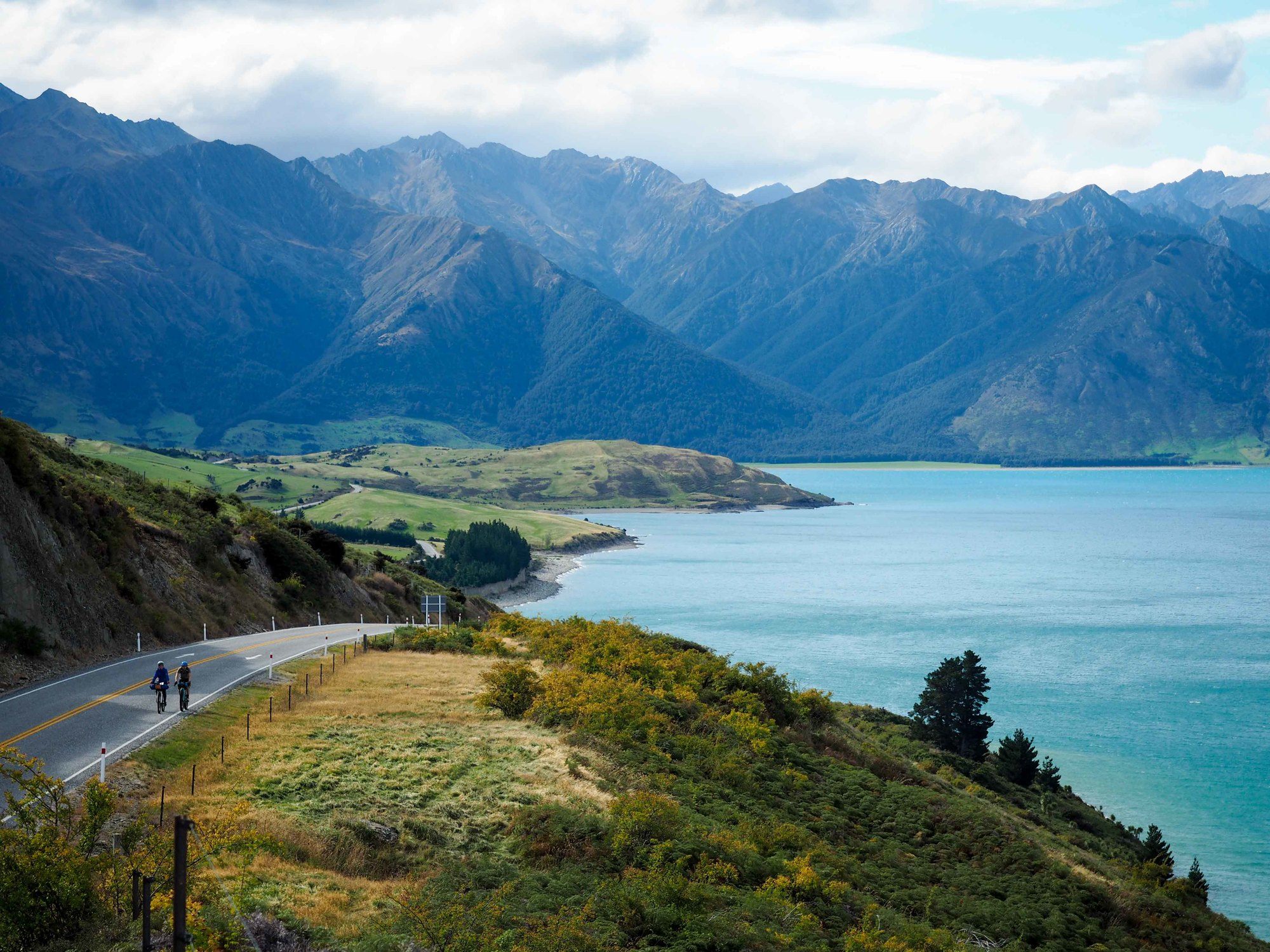 5 Epic Scenic Drives in New Zealand You Don’t Need to Miss