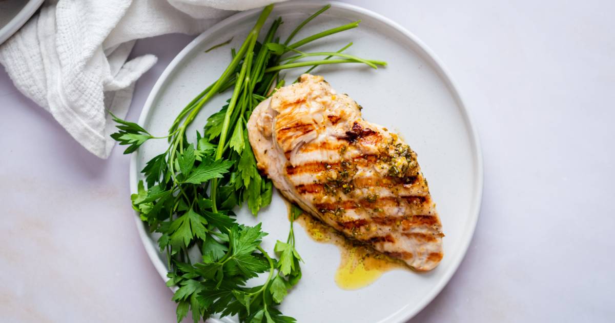 Lemon Pepper Marinade {Brilliant, Zesty & Prepared in 5 Minutes}