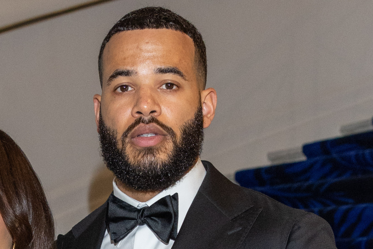 Out In The Open! Desmond Scott’s PDA With Thriller Girl Has Followers Shedding It Amid Divorce Submitting (VIDEO)