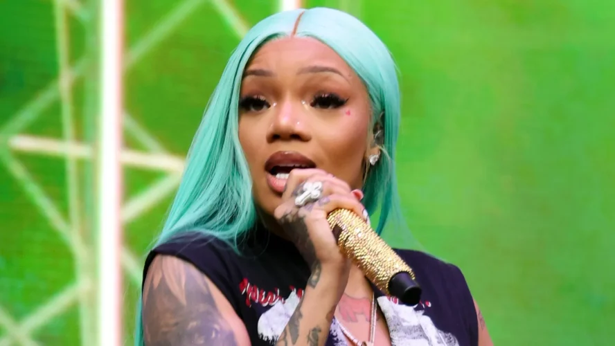 GloRilla Speaks On Victoria Woods Allegedly Threatening To Assault Her With Firearm After Obvious Arrest Warrant From 2015 Surfaces