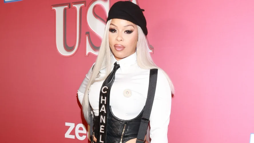 Tesehki Addresses Drug Abuse Hypothesis After Followers Criticize Her Emotional Livestream Session (VIDEO)