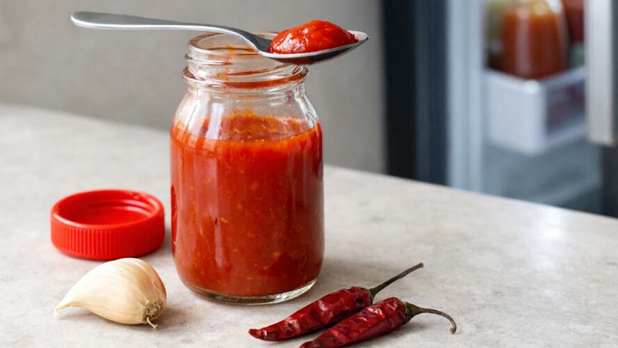 Does Sriracha Have to Be Refrigerated? Full Storage Information