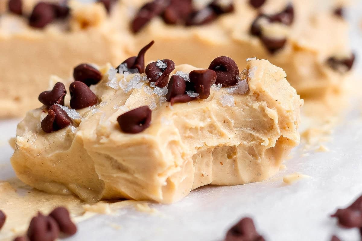 Peanut Butter Frozen Yogurt Bites (4 elements!)