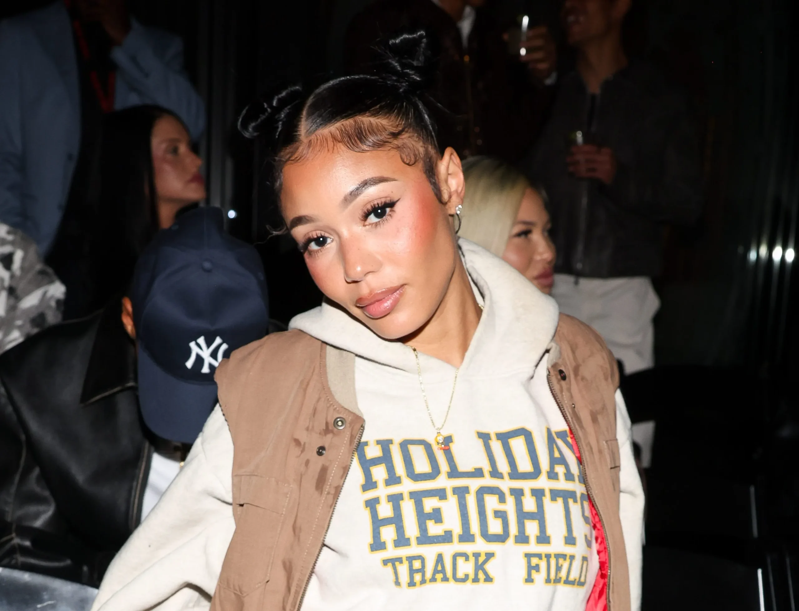 Grubbin’ Down! Coi Leray Has Followers Catching Child Fever After Exhibiting Miyoco Goin’ In On Her Beachside Snack (PHOTO)