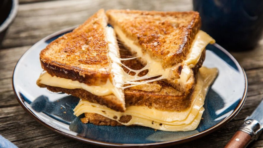 The Finest Cheese for Grilled Cheese Sandwich, In keeping with Cooks