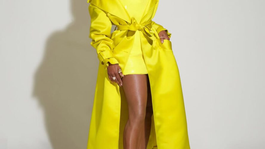 The Drama Premiere, Different Occasions Introduced Daring Superstar Style