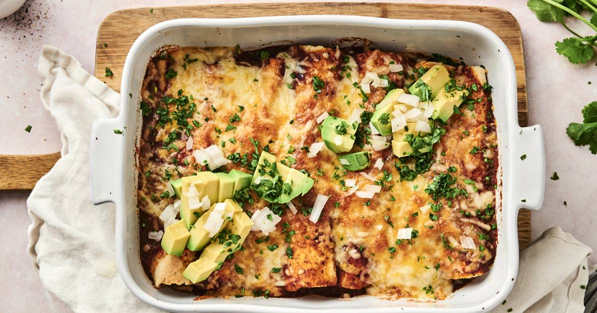 Floor Turkey Enchiladas – {Tacky, Saucy & Weeknight-Pleasant}