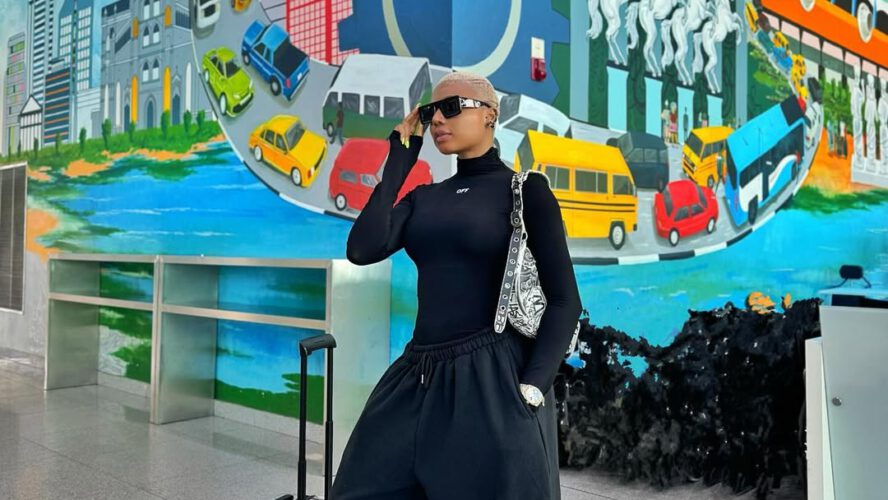 14 Stylish Airport Outfits for Summer time 2026
