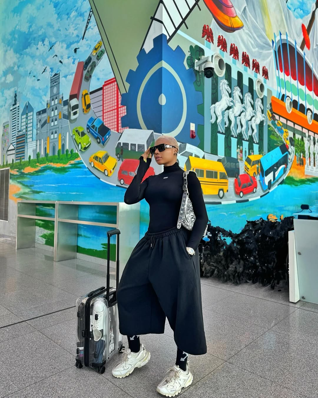 14 Stylish Airport Outfits for Summer time 2026