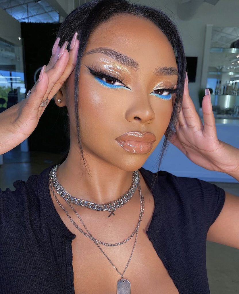 graphic eyeliner looks
