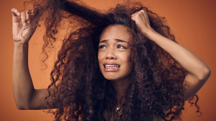 How To Repair Frizzy Pure Hair With out Damaging Your Curls