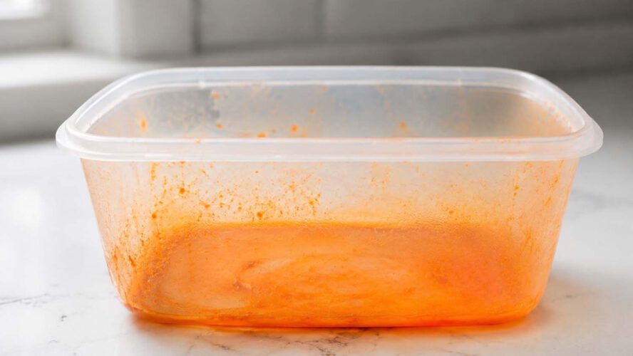 Take away Tomato Sauce Stains from Plastic Containers