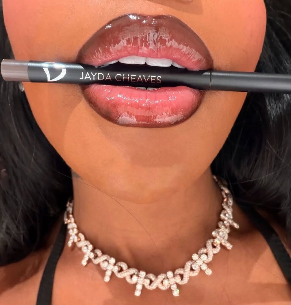 Lip combination