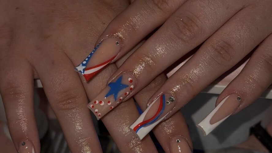 The 4th of July Nail Designs Everybody Will Be Sporting This 12 months