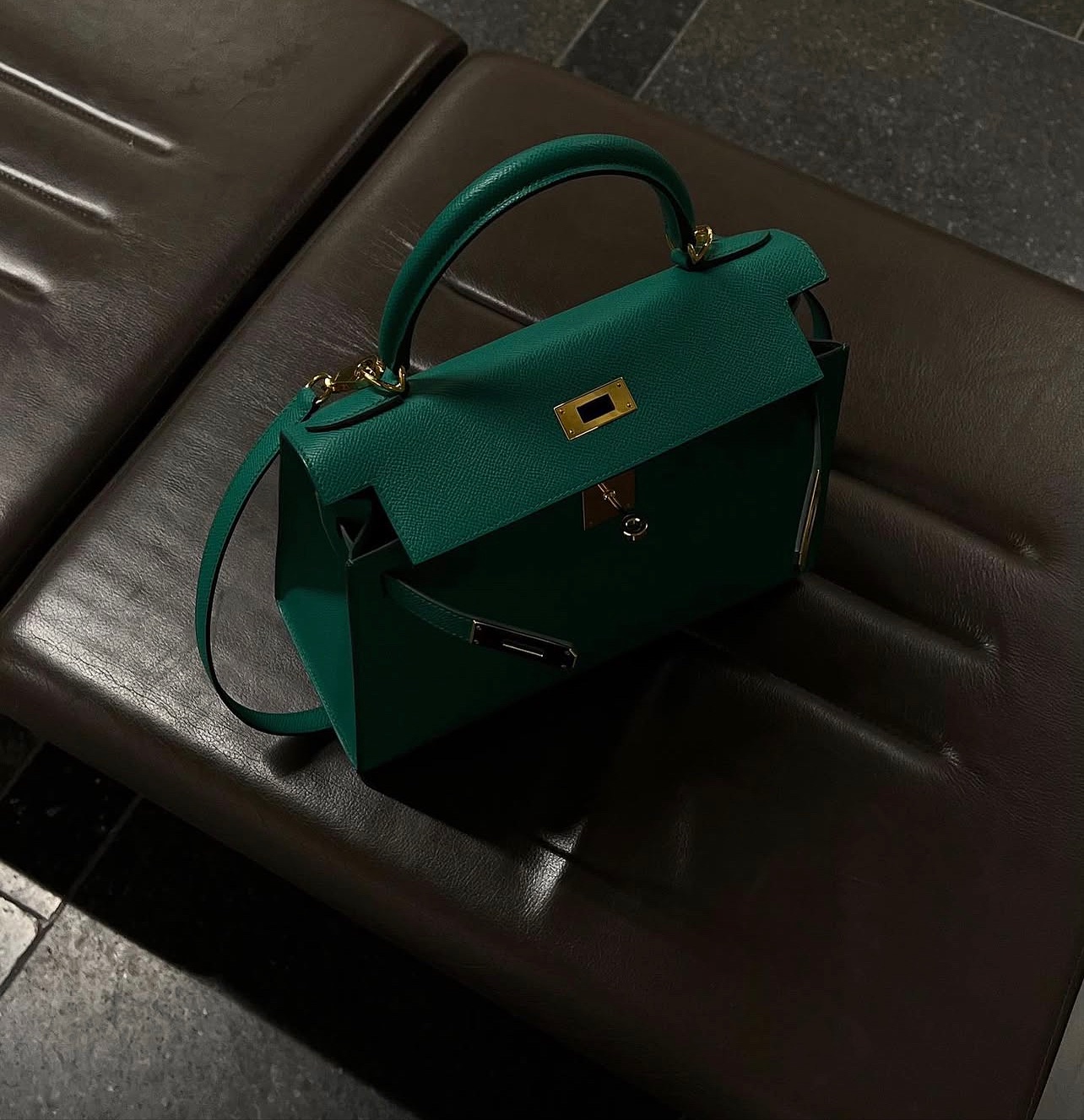 10 Greatest Quiet Luxurious Purses Value Contemplating