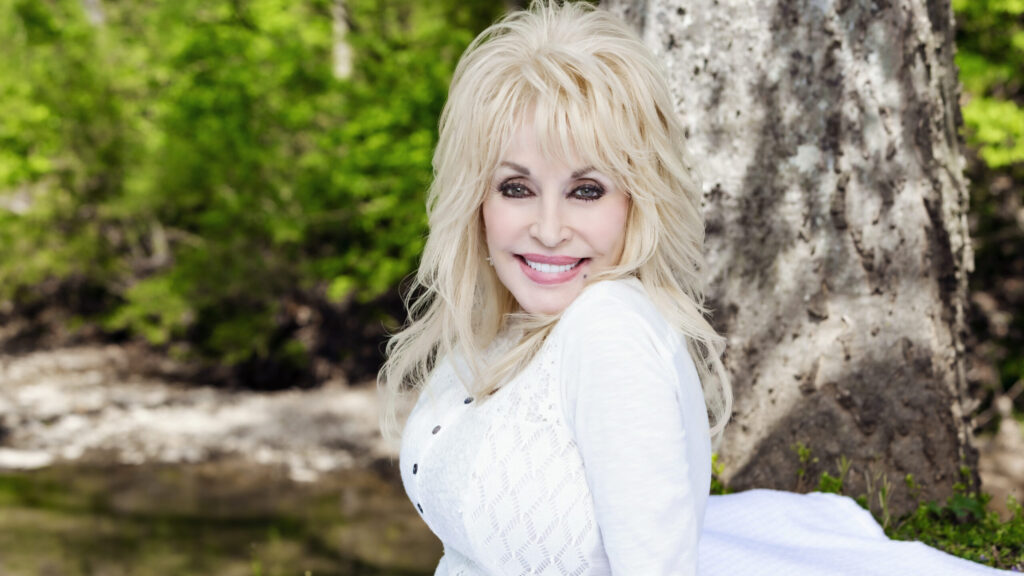 Dolly Parton Dies at 80, Country Music Mourns an Icon