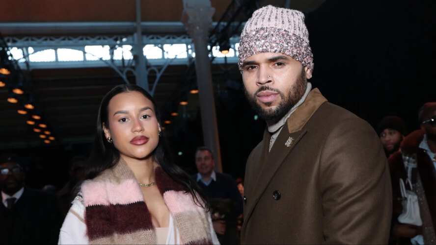 Hello Bae! Jada Wallace & Chris Brown Have Followers Gushing And Cuttin’ Up After Sharing Selfie (PHOTO)