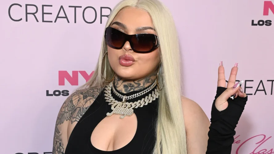 Jaidyn Alexis’ Mother Makes Uncommon Look On Livestream & Social Media Has ONE Factor To Say: “Momma Is A Baddie” (VIDEOS)