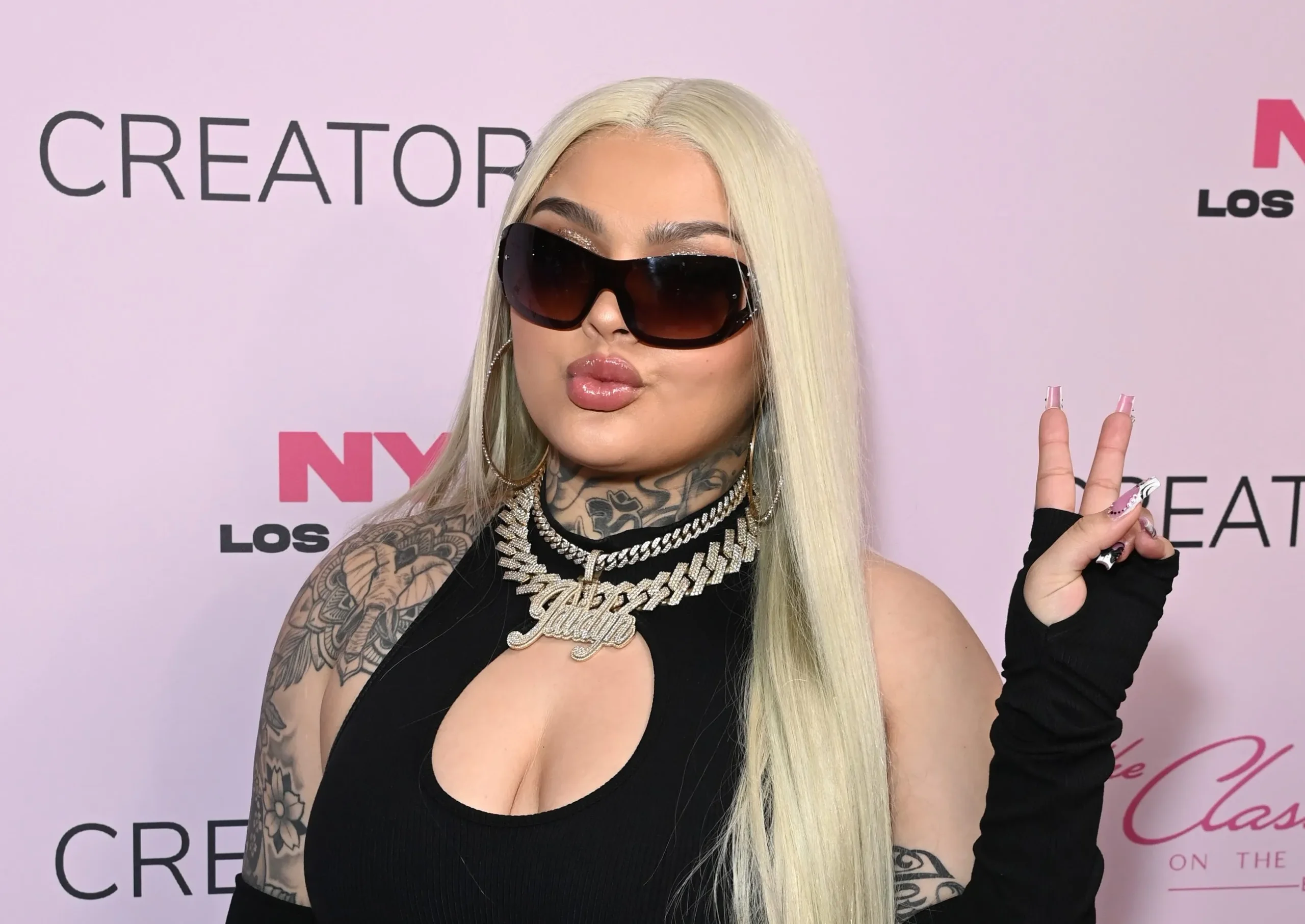 Jaidyn Alexis’ Mother Makes Uncommon Look On Livestream & Social Media Has ONE Factor To Say: “Momma Is A Baddie” (VIDEOS)