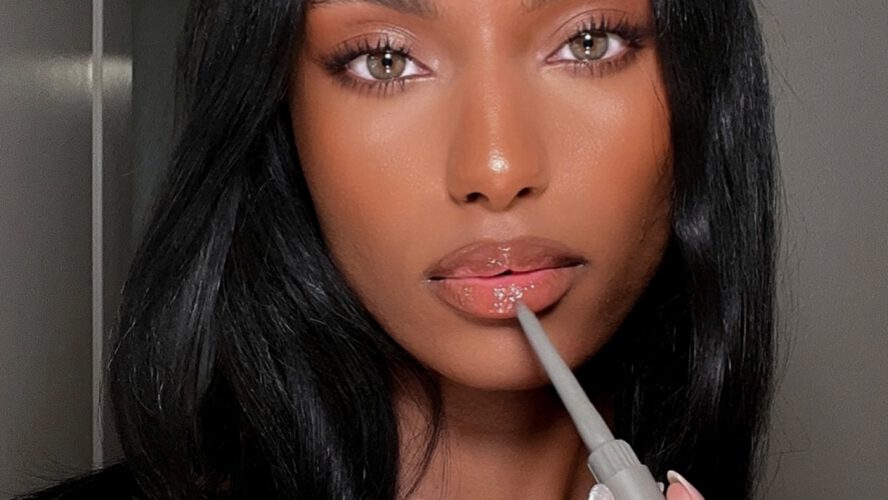11 Gentle Glam Make-up Merchandise Magnificence Editors Swear By