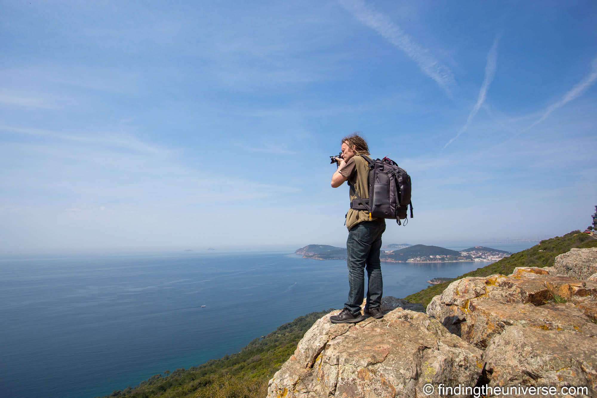 Finest Digital camera Backpack for Mountaineering in 2026: Devoted Digital camera Pack or Mountaineering Pack Plus Dice?