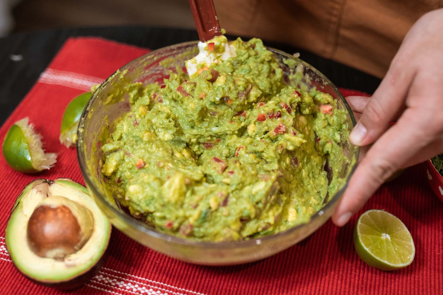 Does Guacamole Go Unhealthy? The whole lot You Ought to Know.