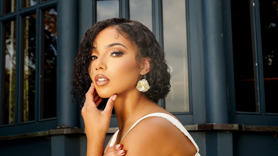 7 Wavy Hair Care Suggestions for Wholesome, Outlined Waves