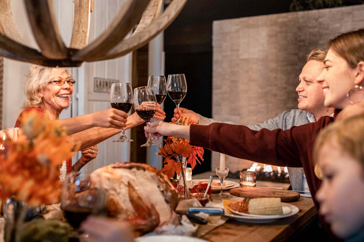 Thanksgiving Wine Pairing Information: What to Pour With Turkey