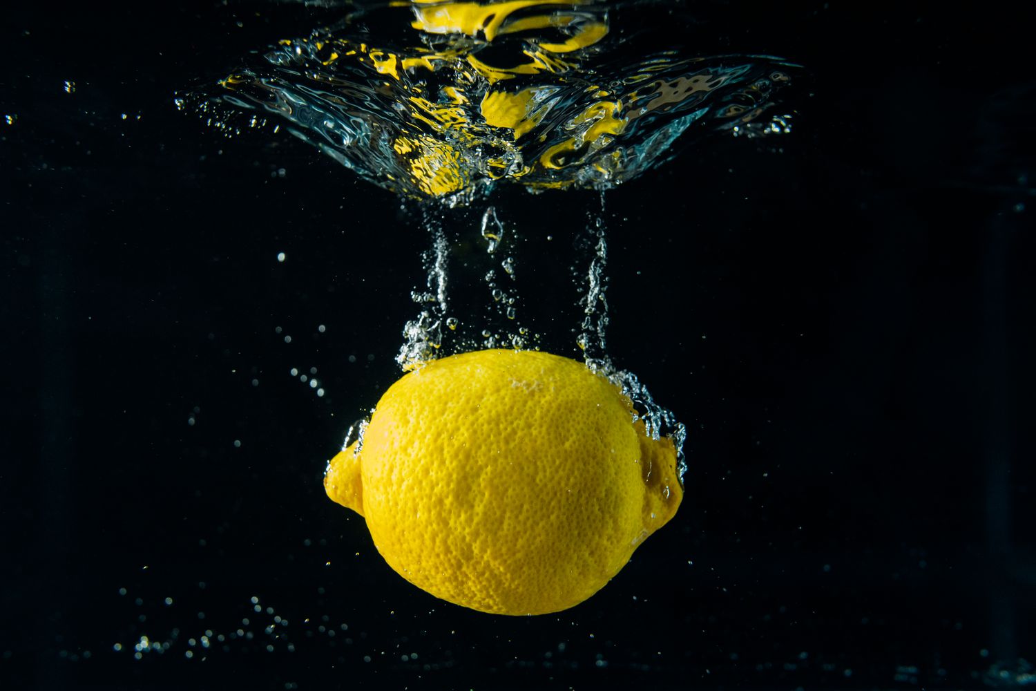 Lemon Peel Makes use of Across the Home: 6 Sensible Methods